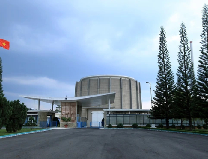 Quyền định đoạt, thay đổi họ tên, địa chỉ người nhận, rút lại bưu gửi và chuyển tiếp bưu gửi?